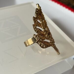 Vintage Leaf Ring  Gold Toned Adjustable For Women.
